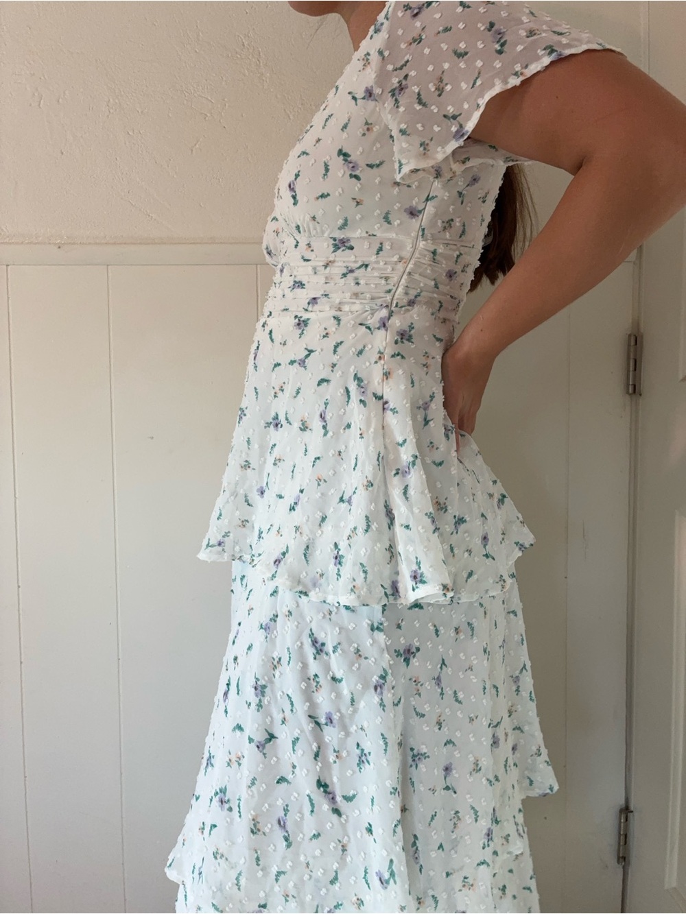 White Floral Tiered V-Neck Women's Dress